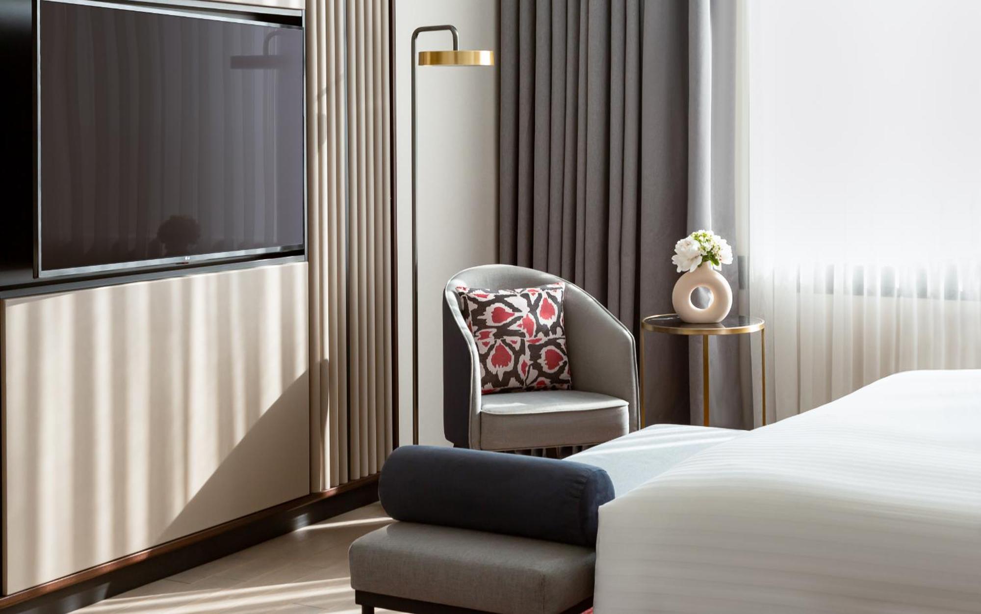 Hotel Intercontinental Tashkent By Ihg Zewnętrze zdjęcie