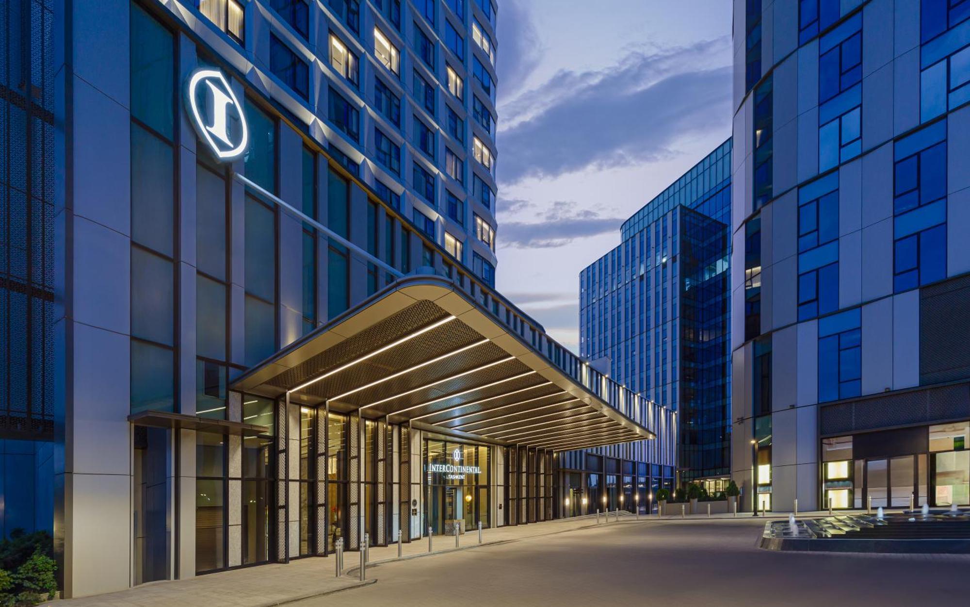 Hotel Intercontinental Tashkent By Ihg Zewnętrze zdjęcie